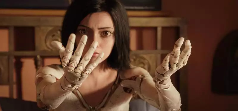 Fox delays release of "Alita: Battle Angel"