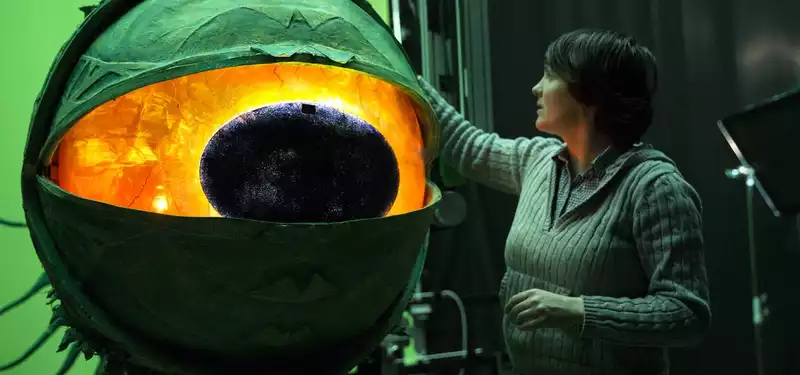 How Leica Animates Giant Eyes using Bowling Balls - Kubo and 2 Strings-